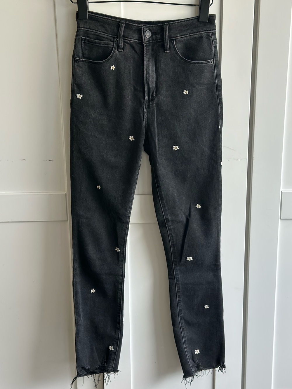 Abercrombie & Fitch High Rise Super Skinny Ankle Daisy Embroidered Jeans 24